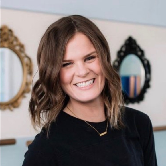 Meet your Posher, Chyna - Picture 1 of 1